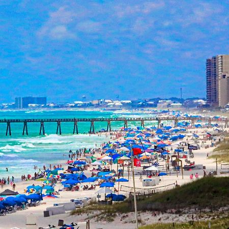 Couples Getaway, Honeymoon Sweet, Perfectly Cozy Beach Front Condo With Kitchen, Pool, Free Parking,Check-In At Door Panama City Beach Exterior photo