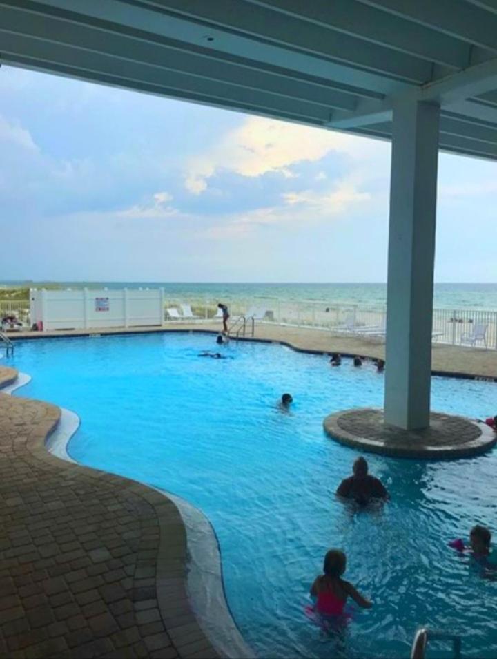 Couples Getaway, Honeymoon Sweet, Perfectly Cozy Beach Front Condo With Kitchen, Pool, Free Parking,Check-In At Door Panama City Beach Exterior photo
