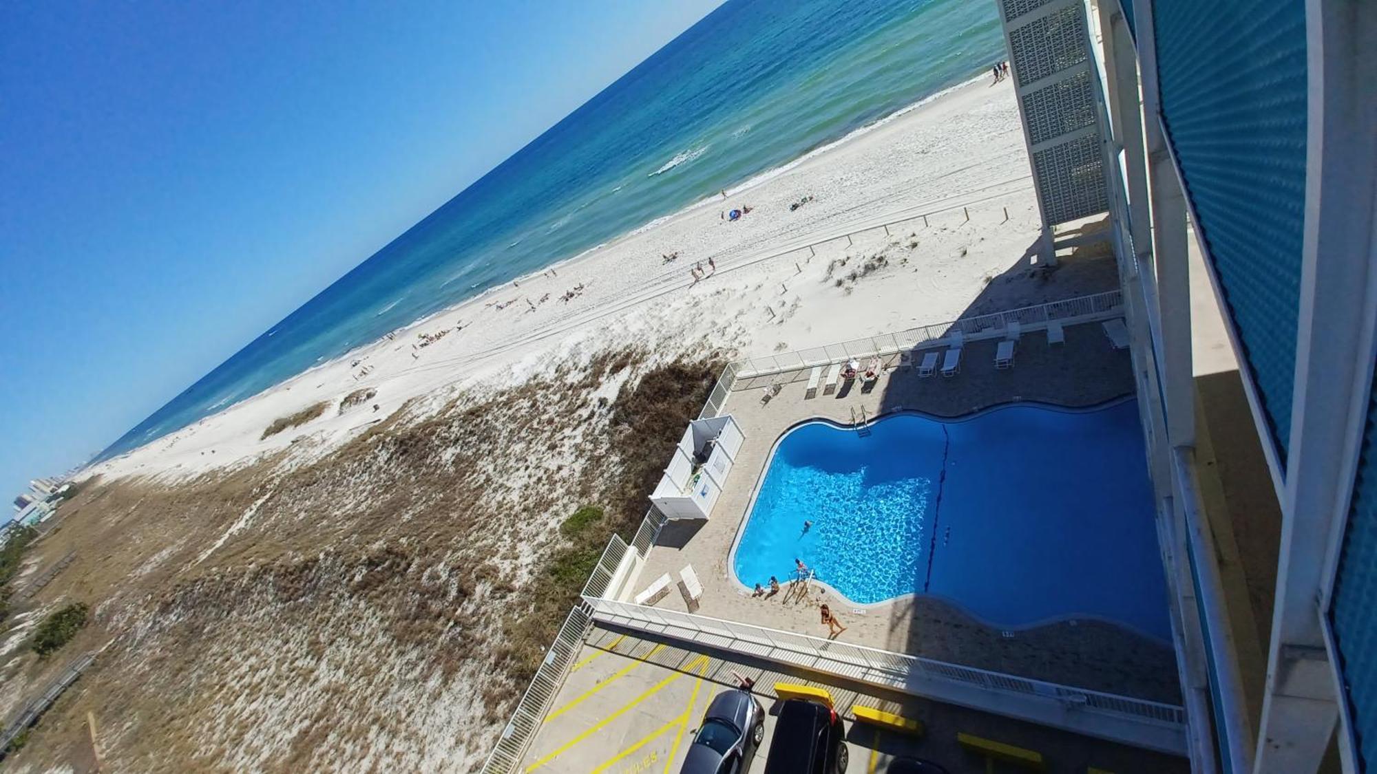 Couples Getaway, Honeymoon Sweet, Perfectly Cozy Beach Front Condo With Kitchen, Pool, Free Parking,Check-In At Door Panama City Beach Exterior photo